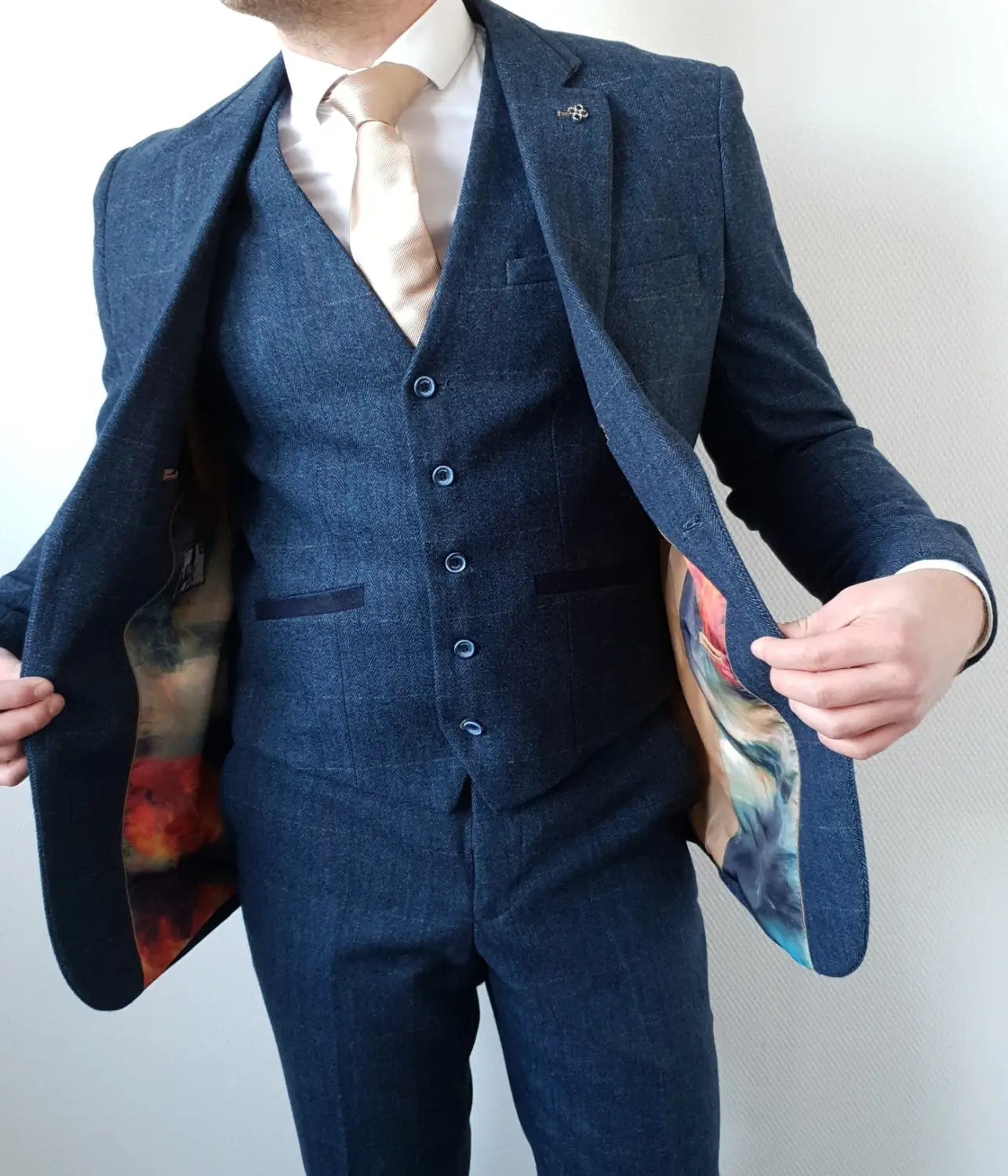 Three-piece suit by Cavani