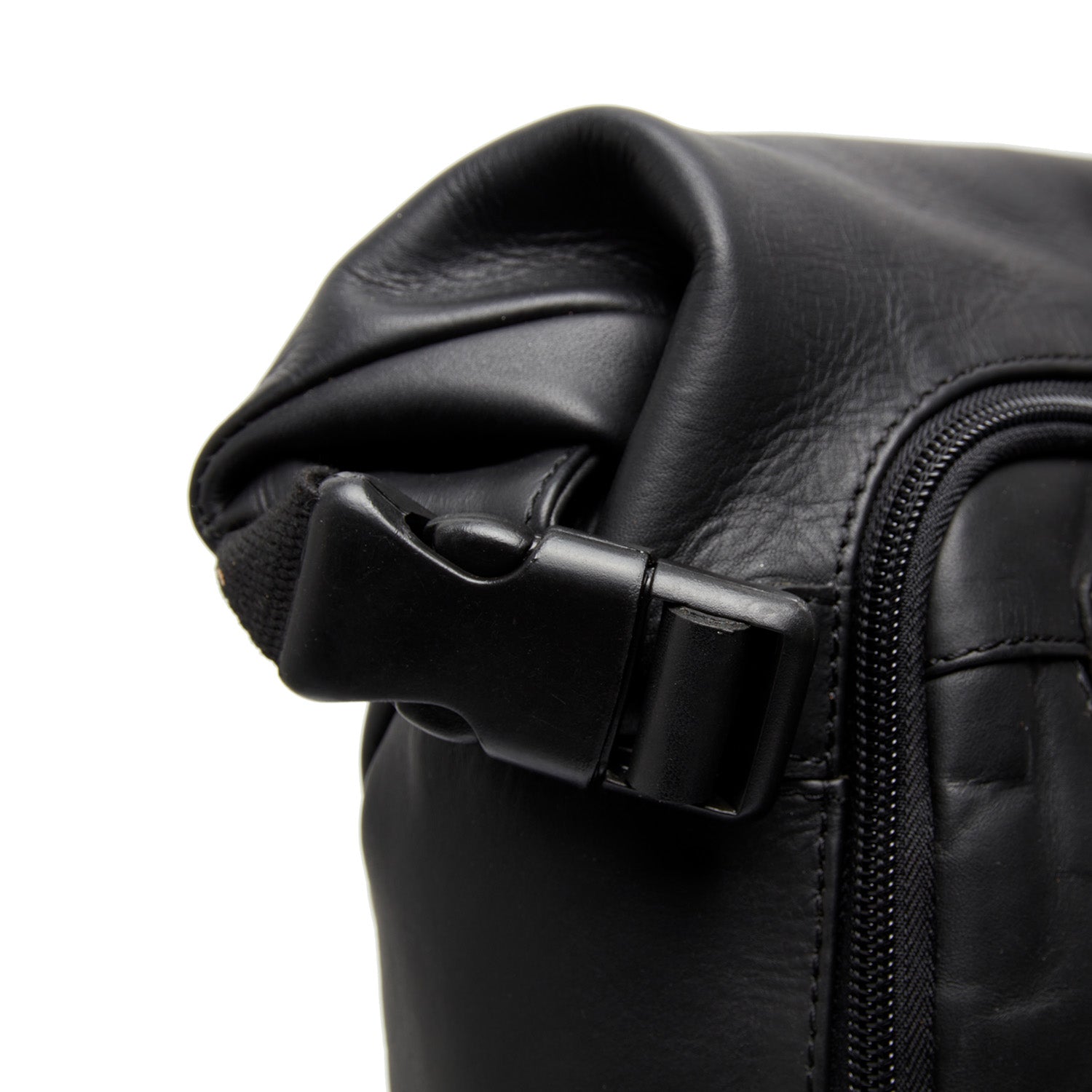 Leather Backpack - The Chesterfield Brand Mazara Black